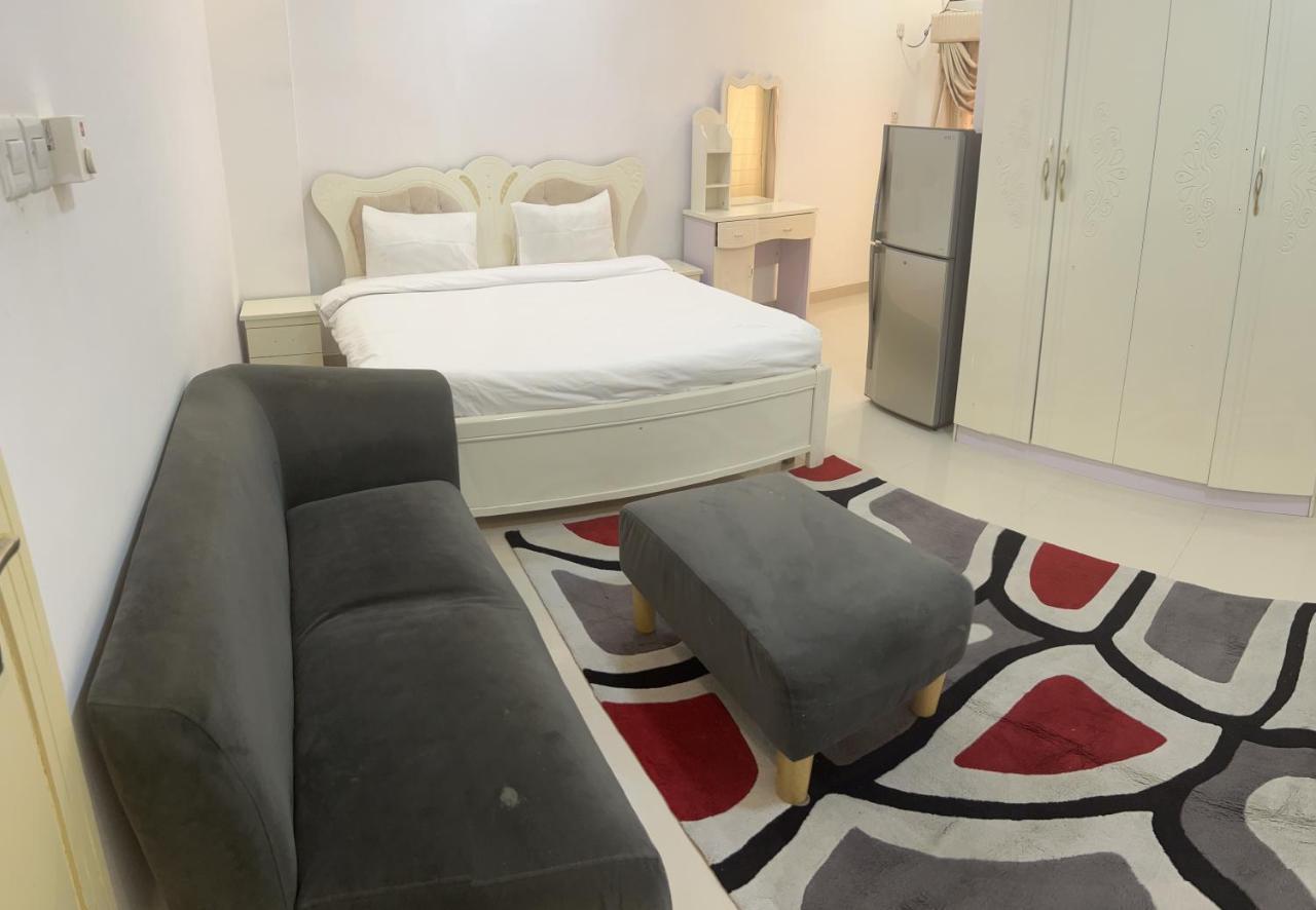Al Tharya Furnished Apartments Awqad Bayt Fadil Esterno foto